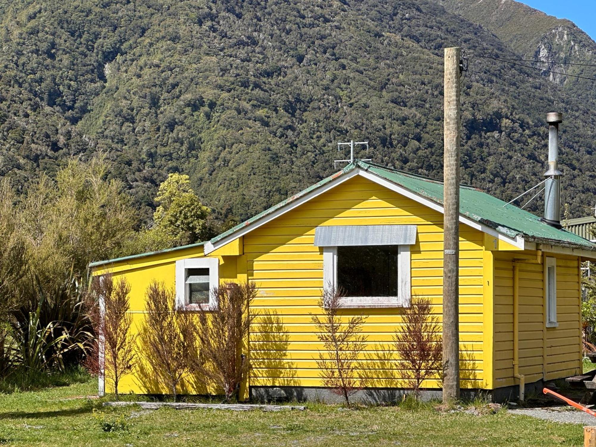 Rustic, Basic Cosy Alpine Hut, In The Middle Of The Mountains Villa Otira Ngoại thất bức ảnh